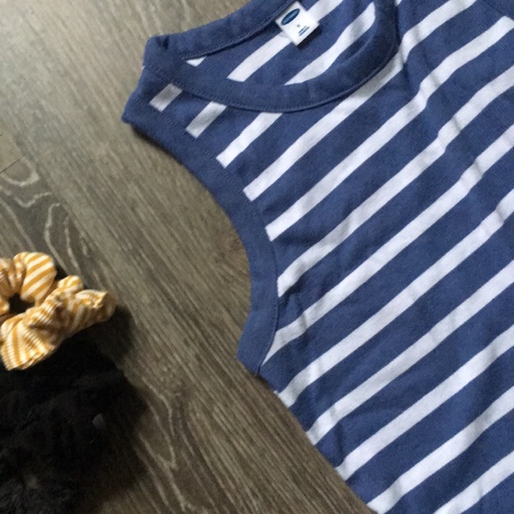 Tank top - Picture 2 of 3